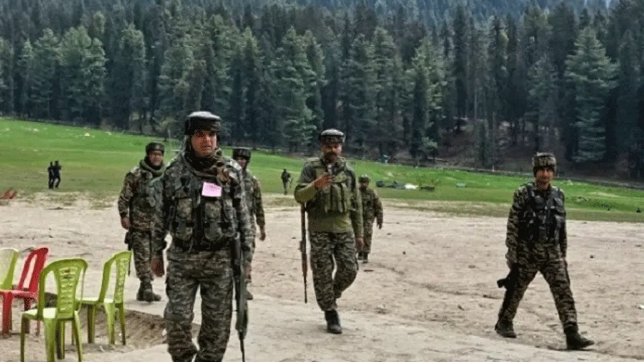 पाकिस्तानी गोलीबारीबाट कश्मीरमा मारिए १० भारतीय
