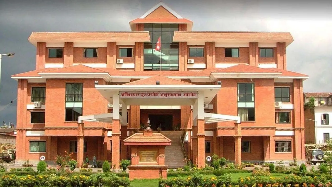 मधेश प्रदेशका पूर्वमन्त्री विजयकुमारसहित ८ जना विरुद्ध भ्रष्टाचार मुद्दा