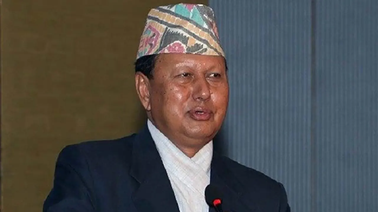 कांग्रेस नेता मोहन बस्नेतविरुद्ध भ्रष्टाचार मुद्दा दायर