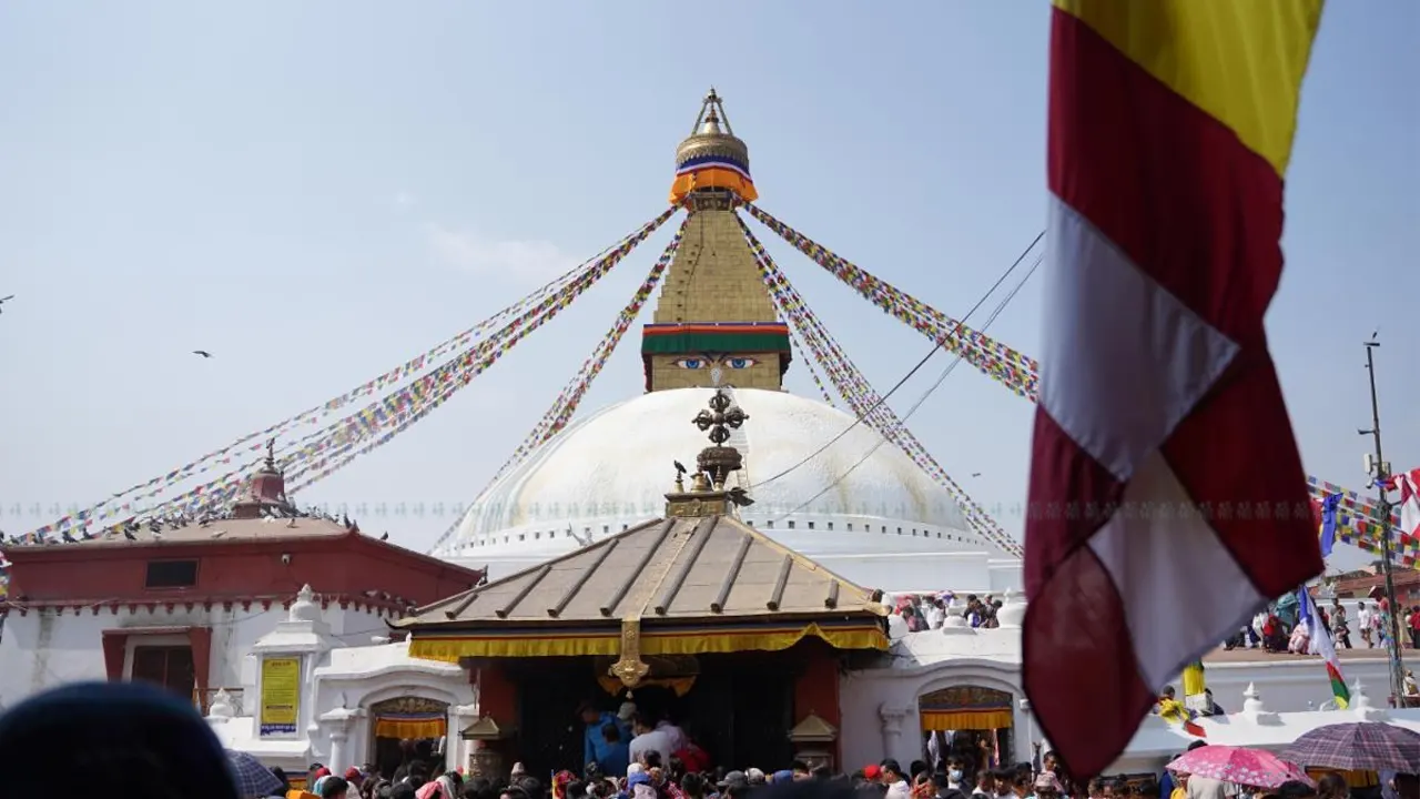 बुद्ध जयन्तीका दिन बौद्धमा बौद्धमार्गीहरूको भिड