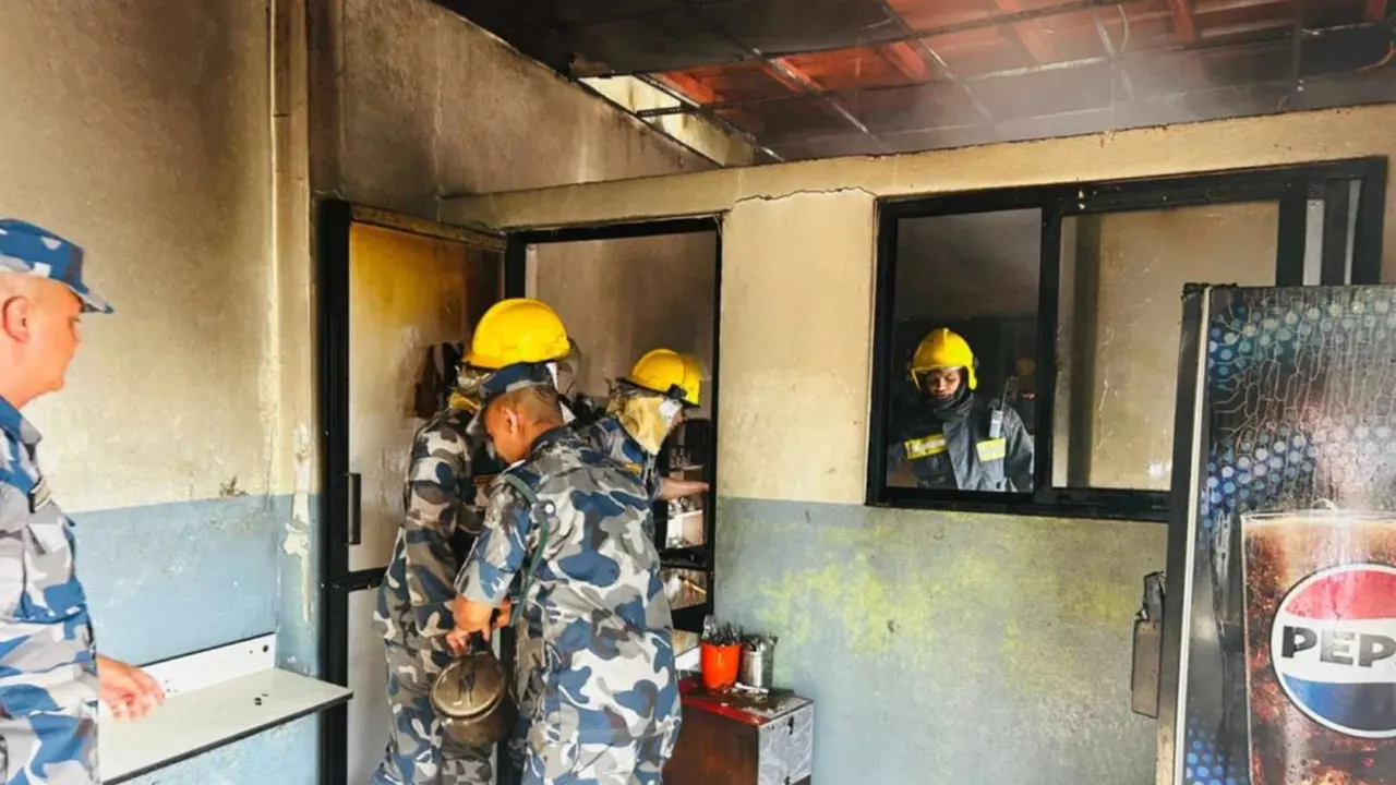 सिग्मा कलेजकाे क्यान्टिनमा आगलागी