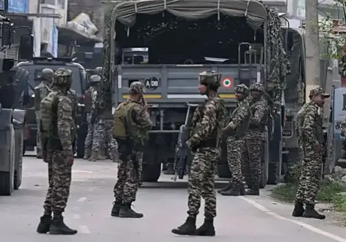 भारत र पाकिस्तानबीच गोलाबारी जारी