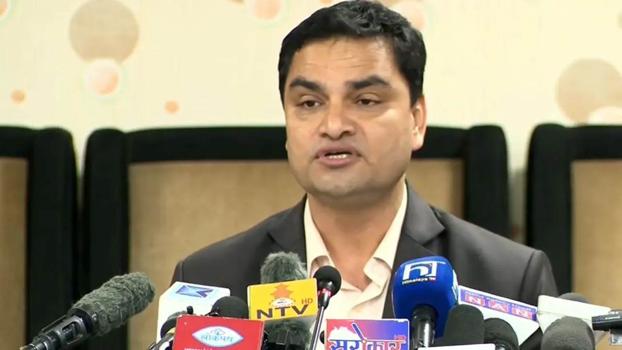 क्यान्सर बिरामीलाई निशुल्क किमोथेरापी दिने तयारी : स्वास्थ्यमन्त्री पौडेल