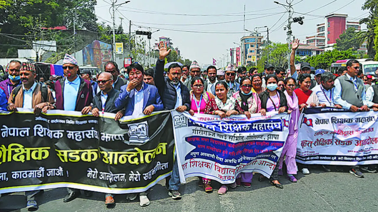 विद्यालय कर्मचारीले छुट्टै आन्दोलन गर्ने घोषणा