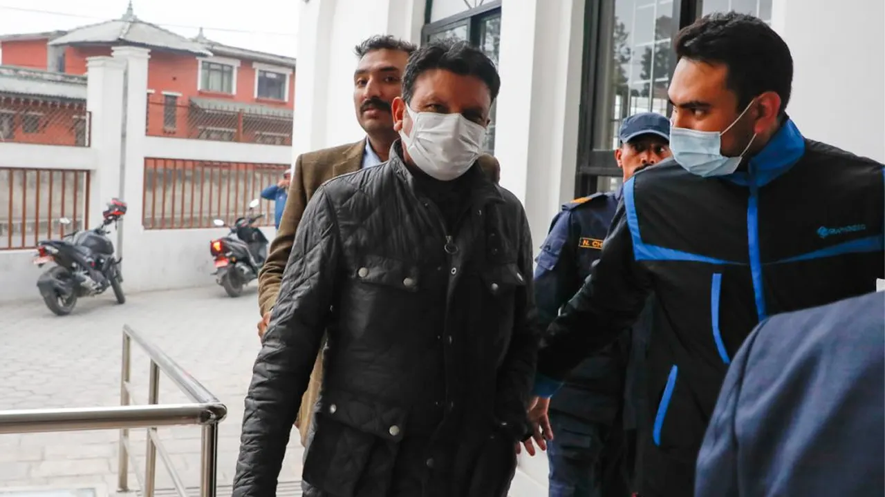 राज्यमन्त्री अरूणकुमार चौधरीको घरमा चोरी