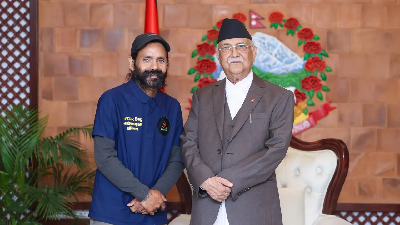 प्रधानमन्त्रीसँग अभियानकर्मी बोहराको भेट