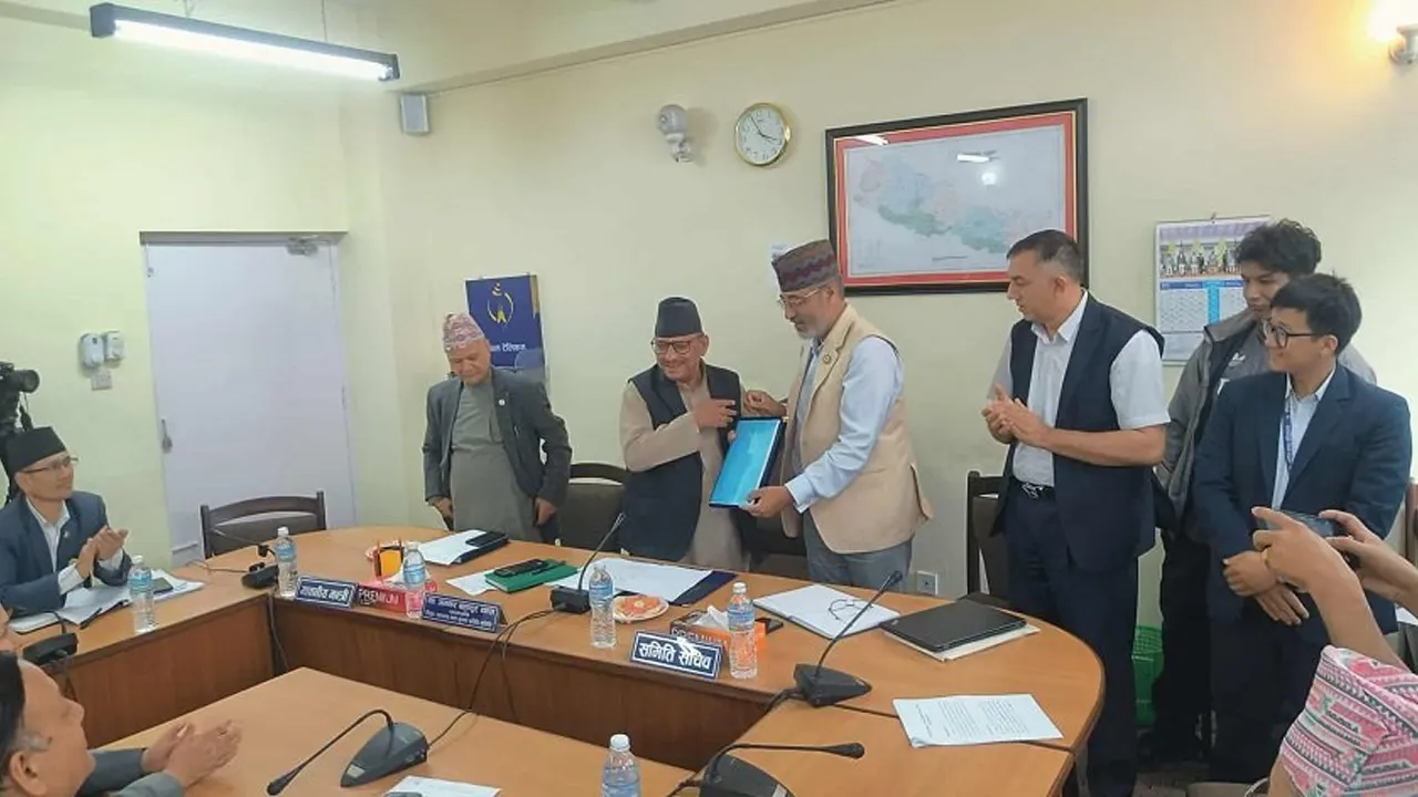 ३ बजेसम्मलाई सर्‍यो शिक्षा समितिको बैठक