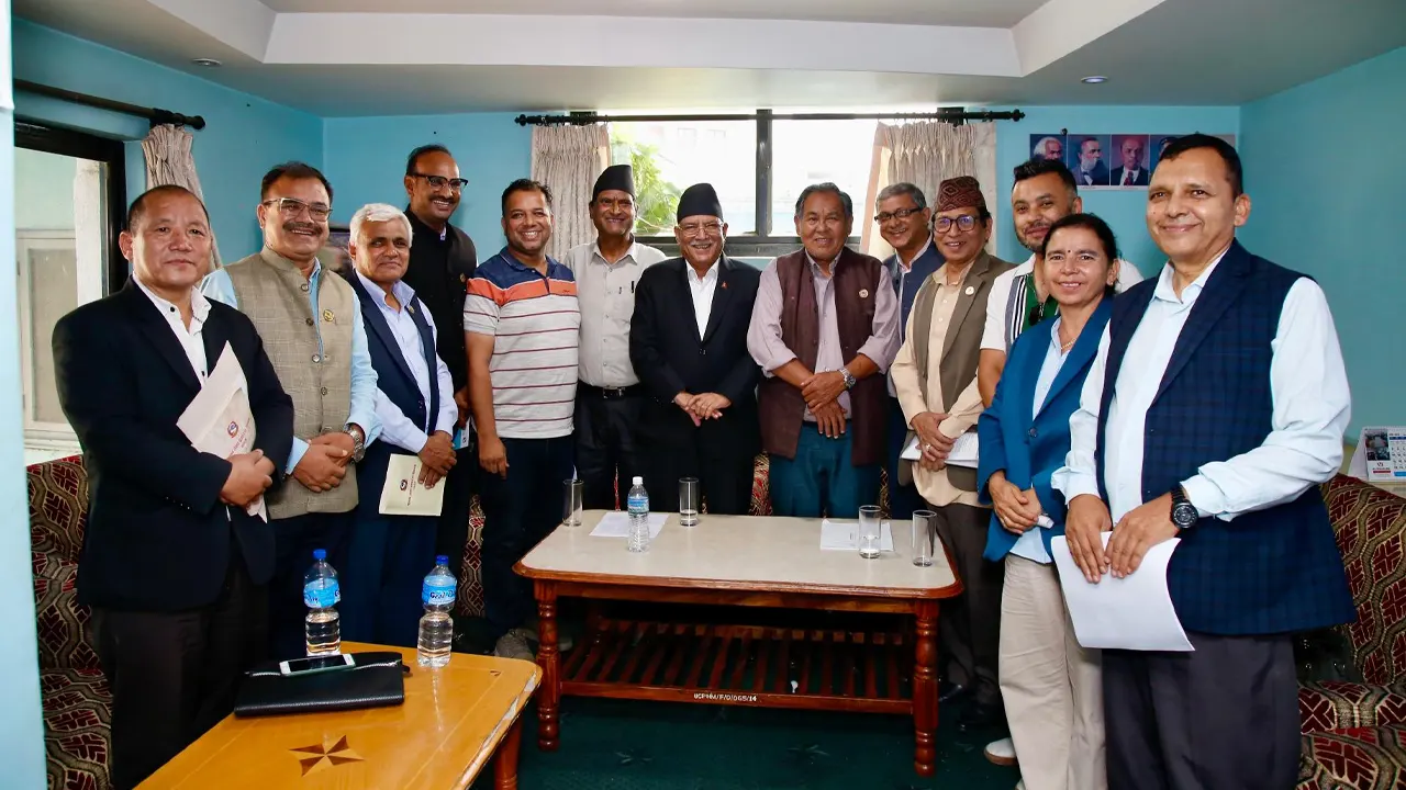 खेल र चलचित्र क्षेत्रको विकासलाई महत्व दिदै आएको छु : अध्यक्ष प्रचण्ड