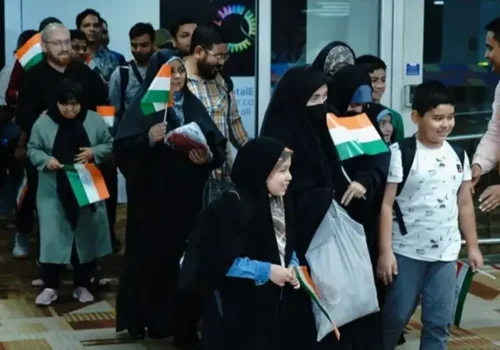 भारतले इरानबाट उद्धार गरेर दिल्ली ल्याइदियो ३ नेपाली