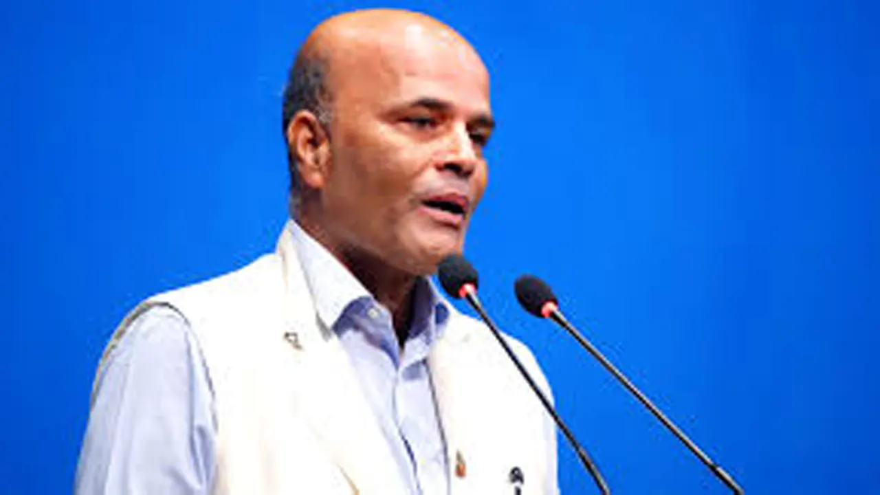 अमरेश सिंहले ५ जिल्लाबाहेक अरू विदेशीलाई दिऊँ भनेपछि संसद्‍मा नाराबाजी