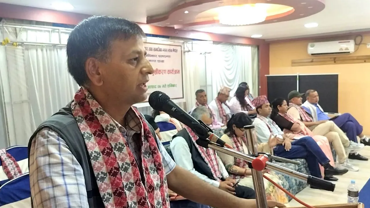एमालेको एघारौं महाधिवेशन आगामी मंसीरमा वा फागुनसम्ममा हुन्छ : केन्द्रीय सदस्य रिजाल