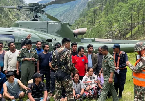 रसुवागढी हाइड्रोपावरमा फसेका २३ जनाको हेलिकप्टरमार्फत उद्धार