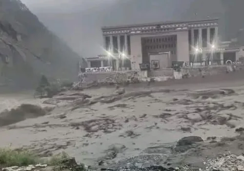 रसुवागढी भन्सार यार्डबाट ९ जनाको उद्धार
