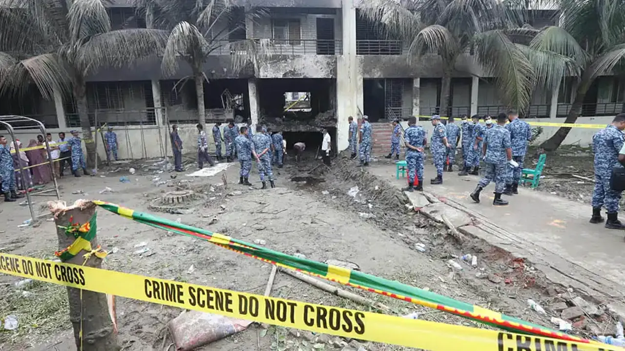 बंगलादेश विमान दुर्घटना : भारतले पठायो चिकित्सा टोली