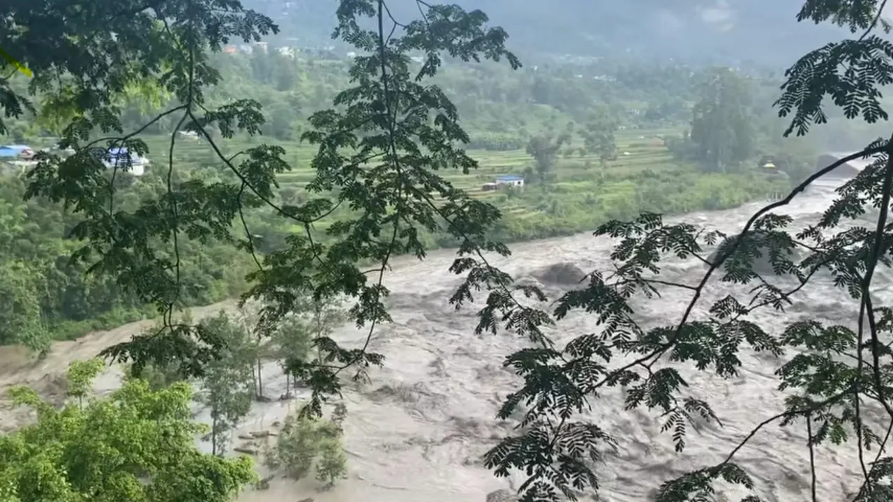 धादिङको त्रिशूली नदीमा २ जनाको शव फेला
