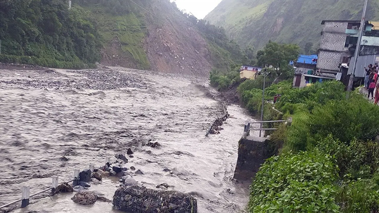 आज काठमाडौँसहित २५ जिल्लामा बाढीको जोखिम