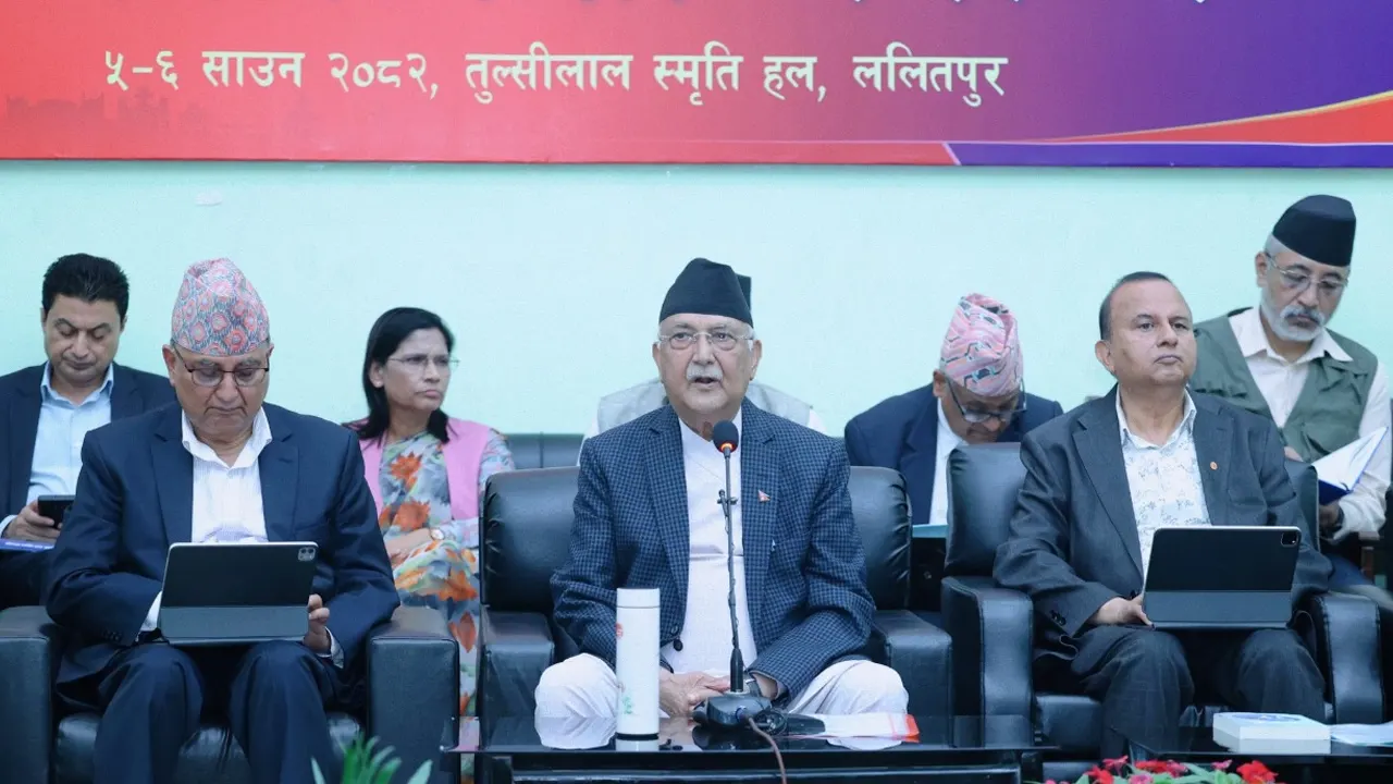 पार्टीलाई ‘निर्णायक राष्ट्रिय शक्ति’को रूपमा स्थापित गर्ने लक्ष्यसहित अघि बढ्न नेतृत्वलाई निर्देशन : केपी शर्मा ओली