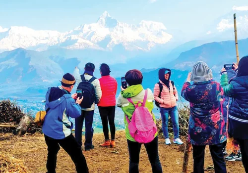 ६ महिनामा साढे ५ लाखभन्दा बढी पर्यटकले गरे नेपाल भ्रमण
