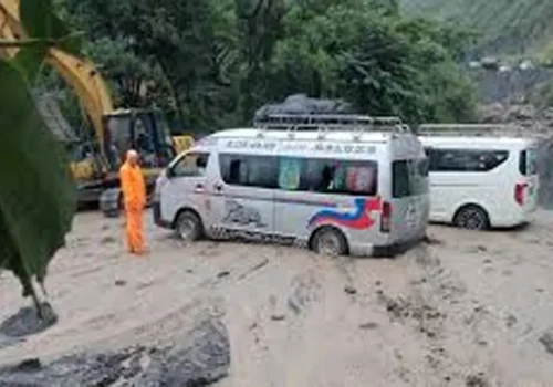 बीपी राजमार्गमा राति १२ घण्टा यातायात सञ्चालनमा रोक