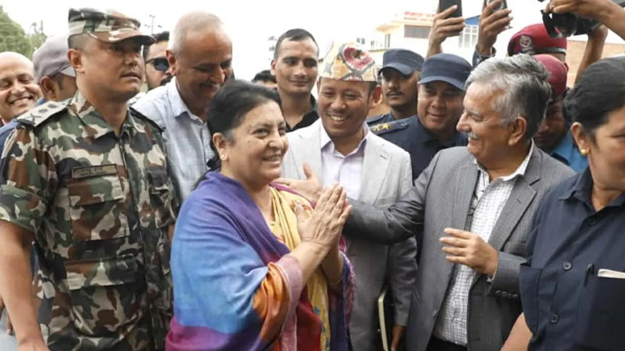 च्यासल पुगिन् विद्या भण्डारी, ओलीसँग भेट्ने
