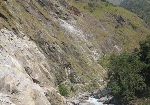 भिरबाट लडेर युवकको मृत्यु