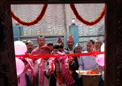नेपाल टिपर तथा ट्रक व्यवसायी महासंघ नेपालको भवन भौतिक पूर्वाधार तथा यातायात मन्त्रीबाट उद्धघाटन