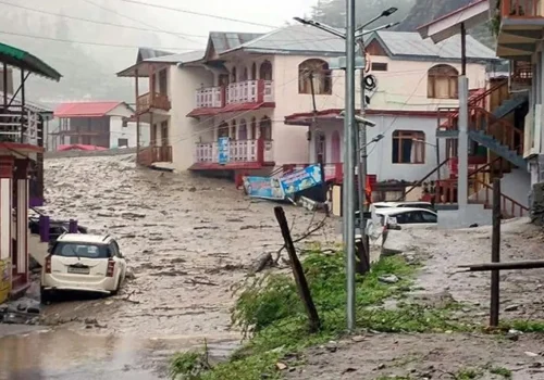 उत्तराखण्डको बाढीमा धादिङका पनि ४ जना बेपत्ता