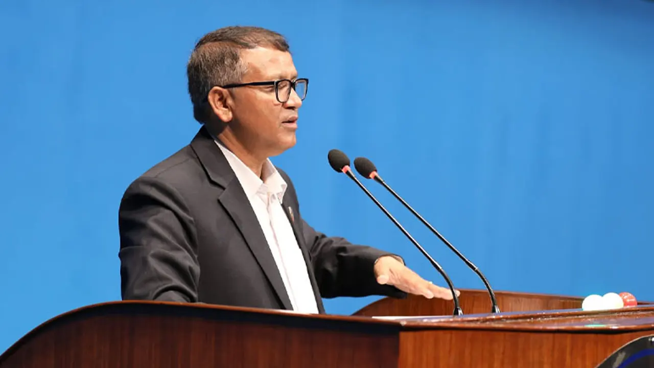 कुलिङ पिरियड छानबिन समितिको प्रतिवेदन प्रतिनिधिसभामा पेस