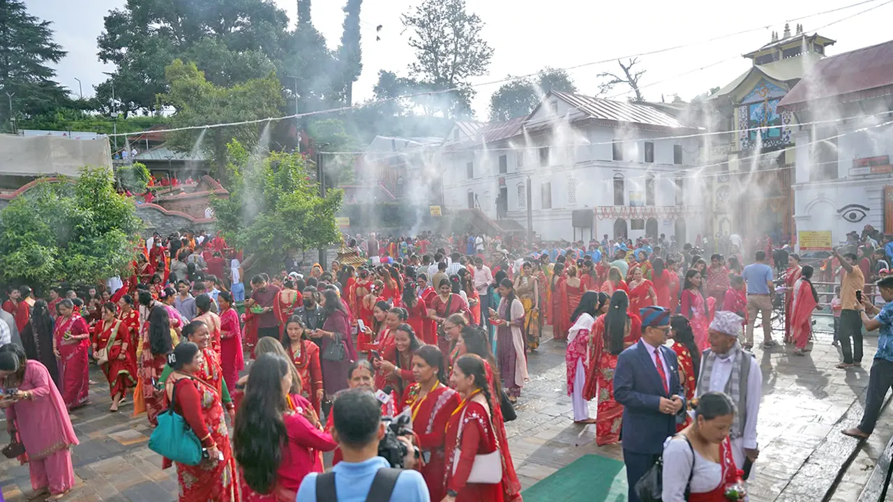 पशुपतिमा पहिलोपटक दर्शनार्थीलाई पानीको फोहोरा
