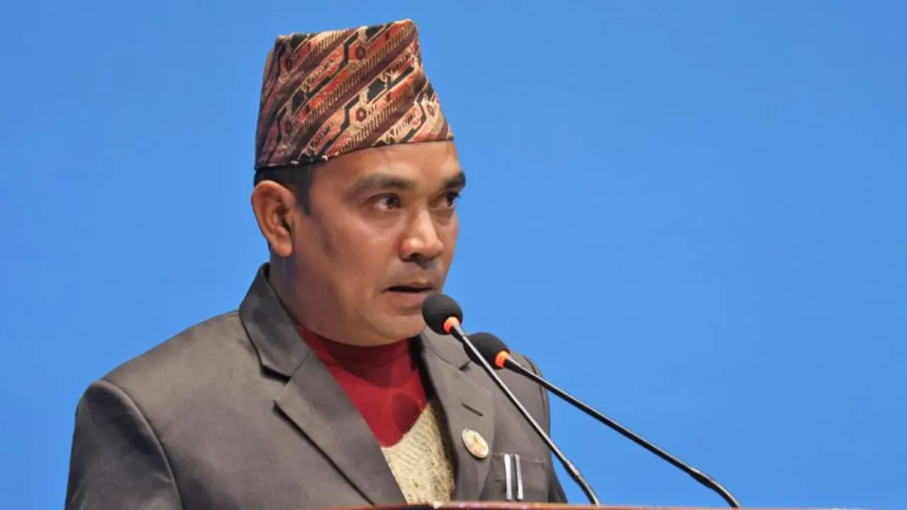 गंगाराम चौधरी नाउपा संसदीय दलको नेता र महासचिवबाट हटाइए