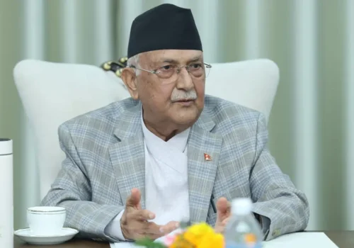 प्रधानमन्त्री ओलीको तीन बुँदे निर्देशन : तीन दिनभित्र मल आपूर्ति र उत्पादन सुधारको ठोस योजना ल्याउन आदेश