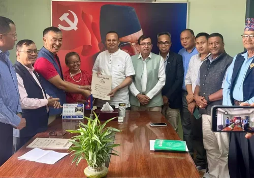 एमालेमा सुझाव– पार्टीभित्र विग्रह ल्याउन खोज्नेलाई रोक्न विधानमै कडा प्रावधान राखियोस्‌