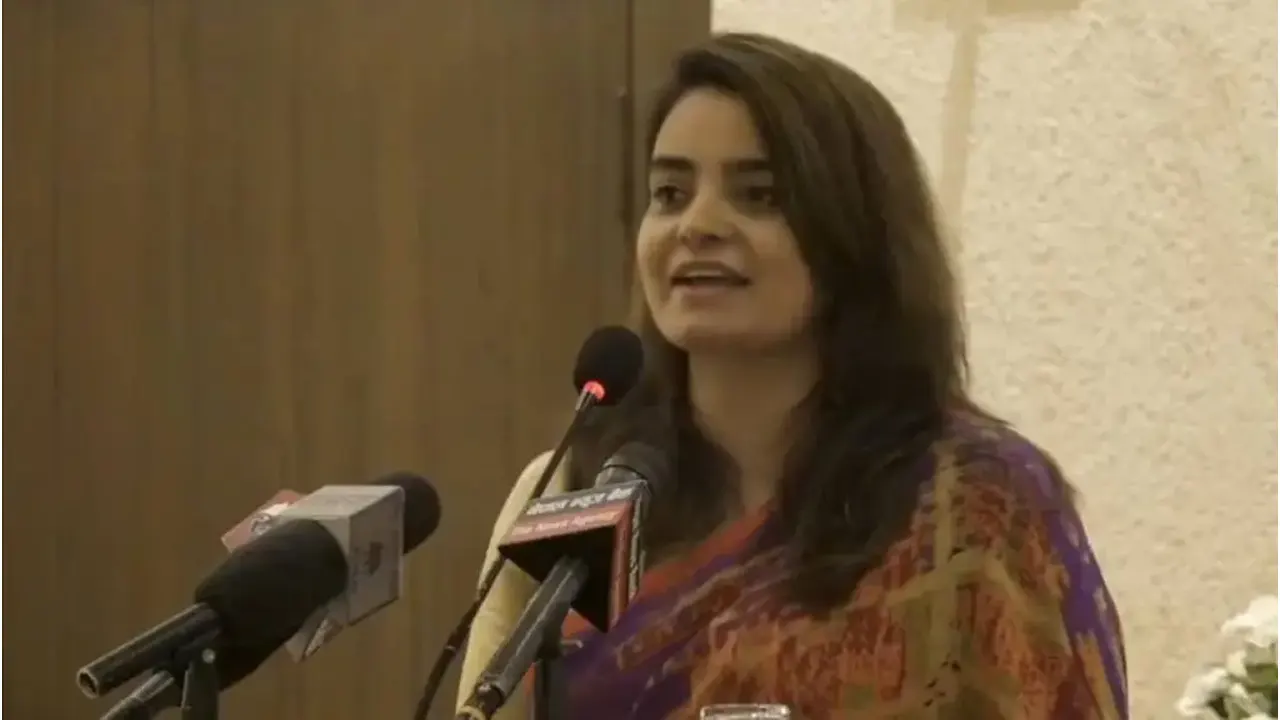 एमालेको परराष्ट्र विभागमा नबस्ने उषाकिरणको घोषणा