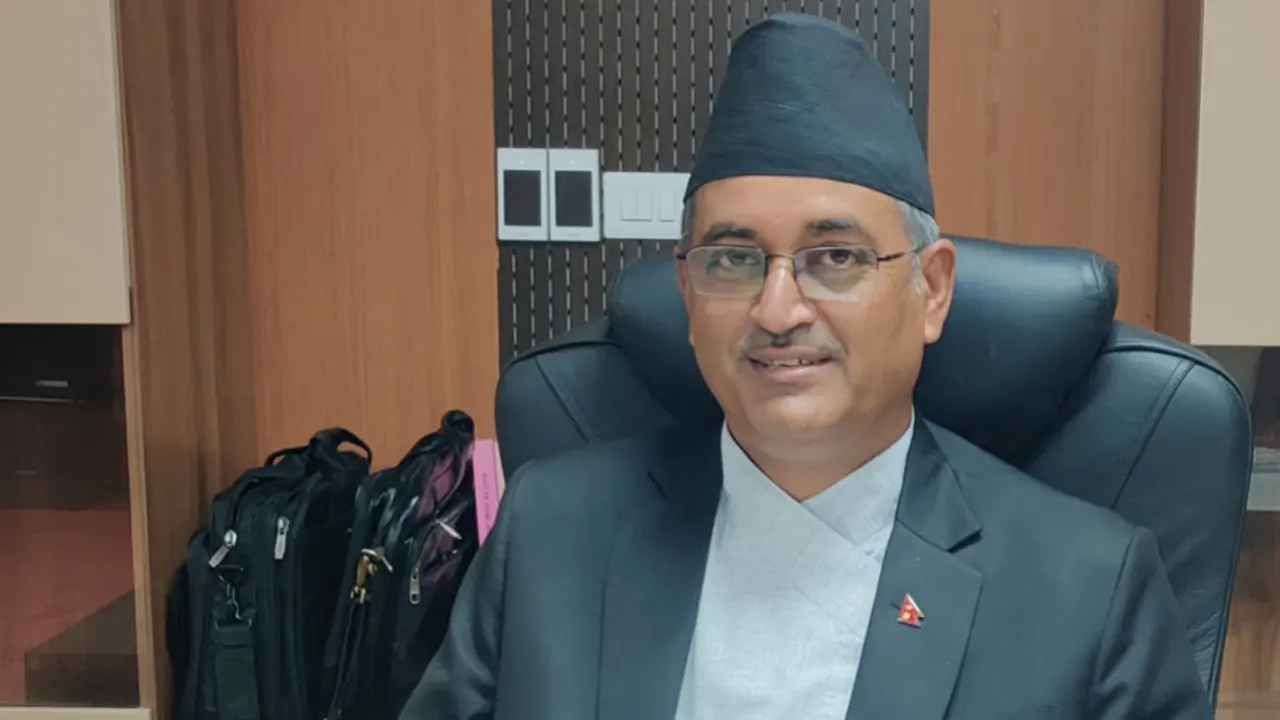 महान्यायाधिवक्ता बडालले दिए पदबाट राजीनामा