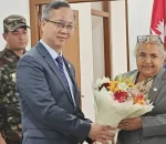 चिनियाँ राजदूतले प्रधानमन्त्री कार्कीलाई भेटेर दिए बधाई