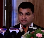 स्वास्थ्यमन्त्री पौडेलले राजीनामा दिँदै