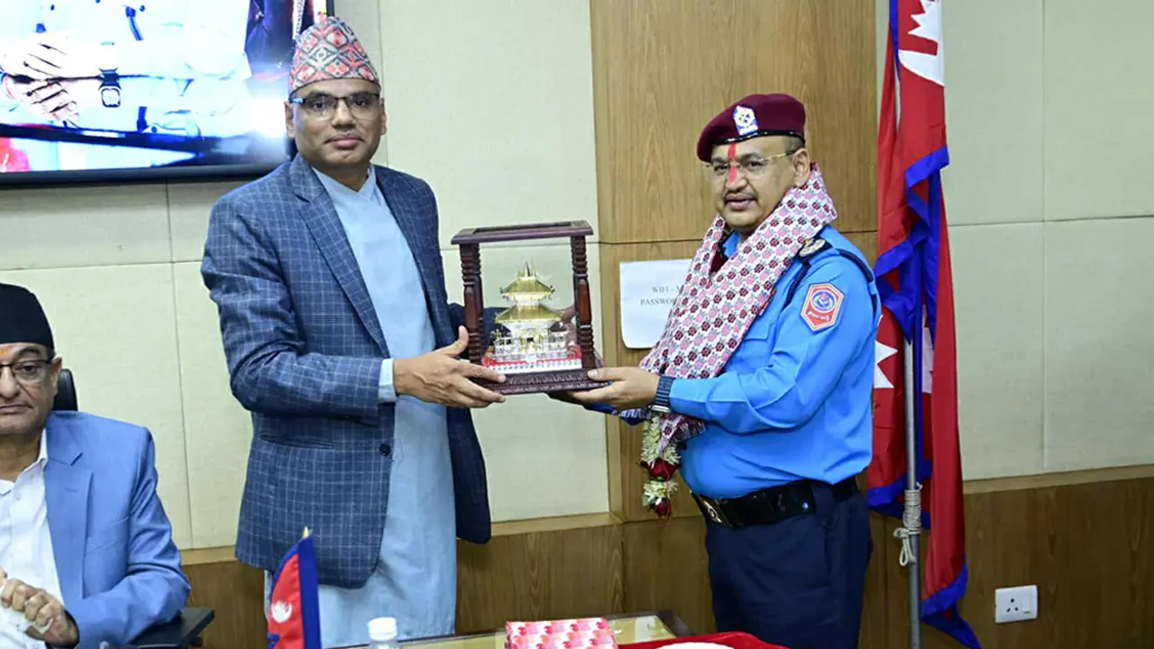 आईजीपी थापा र दुई एआईजी हेडक्वार्टरबाट बिदा हुँदै