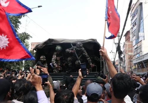कर्फ्यु लगाइएका क्षेत्रमा नेपाली सेना परिचालन