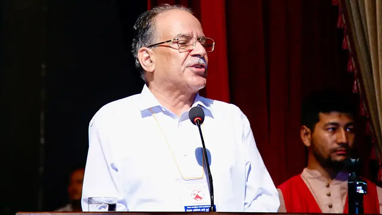 नेताको सम्पत्ति छानबिन आयोग गठन गर्ने प्रचण्डको घोषणा