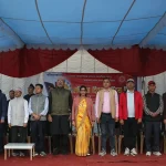 एमालेले केपी ओली विनै मनायो संविधान दिवस