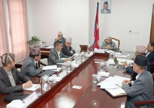सिंहदरबारमा मन्त्रिपरिषद् बैठक