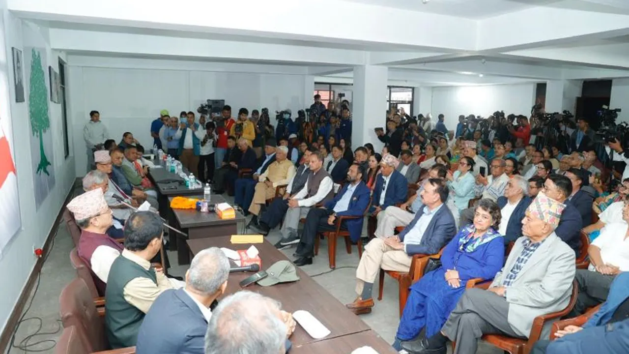 कांग्रेस केन्द्रीय कार्यसमिति बैठक बस्दै