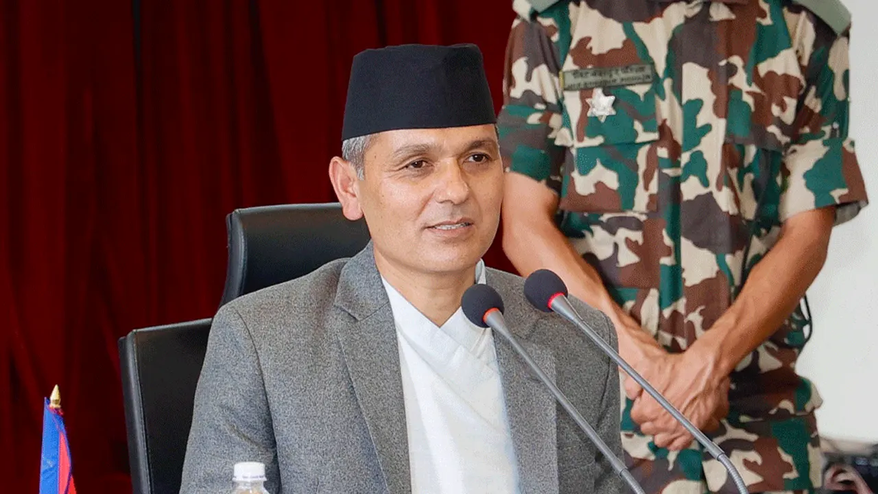 जेनजी आन्दोलन अपराधिक व्यक्तिले हिंसात्मक बनाए : गृहमन्त्री अर्याल