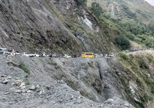 मुस्ताङमा आन्तरिक र बाह्य पर्यटकको घुइँचो