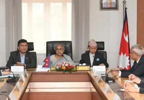 सिंहदरबारमा कूटनीतिक निकायका प्रमुख र राजदूतलाई प्रधानमन्त्रीको ‘ब्रिफिङ’