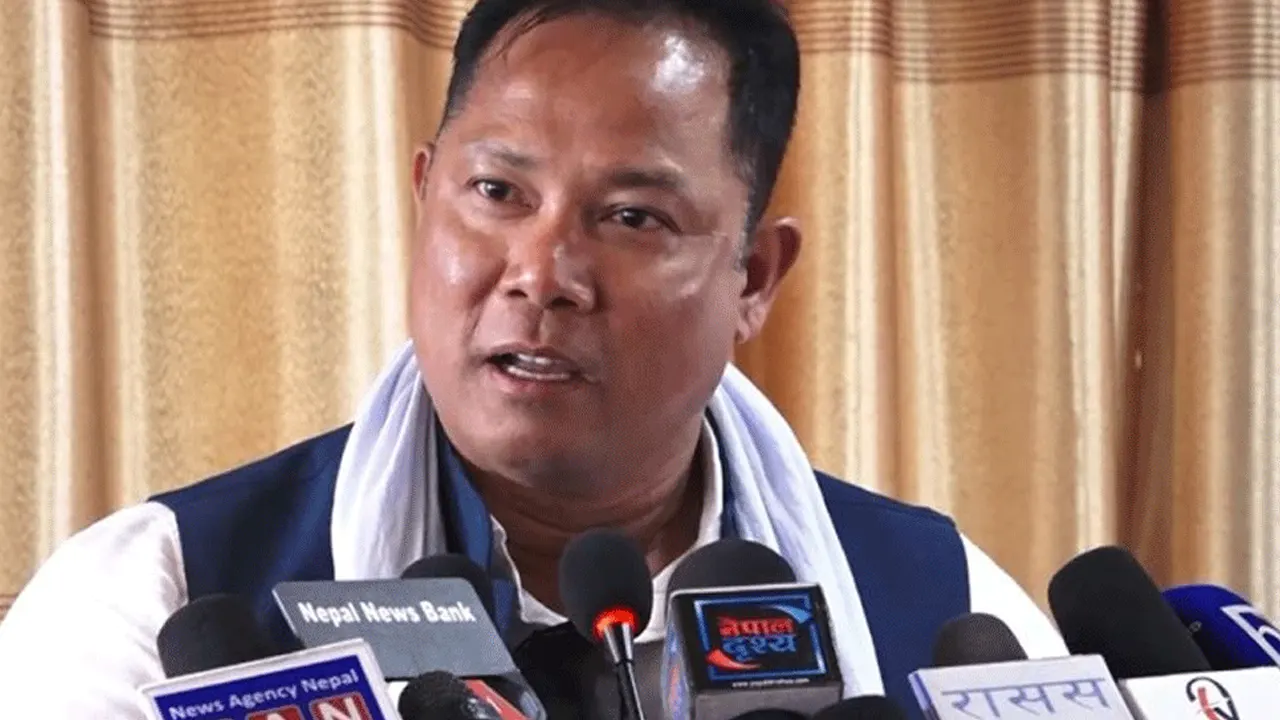 Reshamko's party advances agenda of directly elected executive रेशमको पार्टीले अघि सार्यो प्रत्यक्ष निर्वाचित कार्यकारीको एजेण्डा