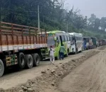 पूर्वपश्चिम राजमार्गको दाउन्नेमा सडक अवरुद्ध