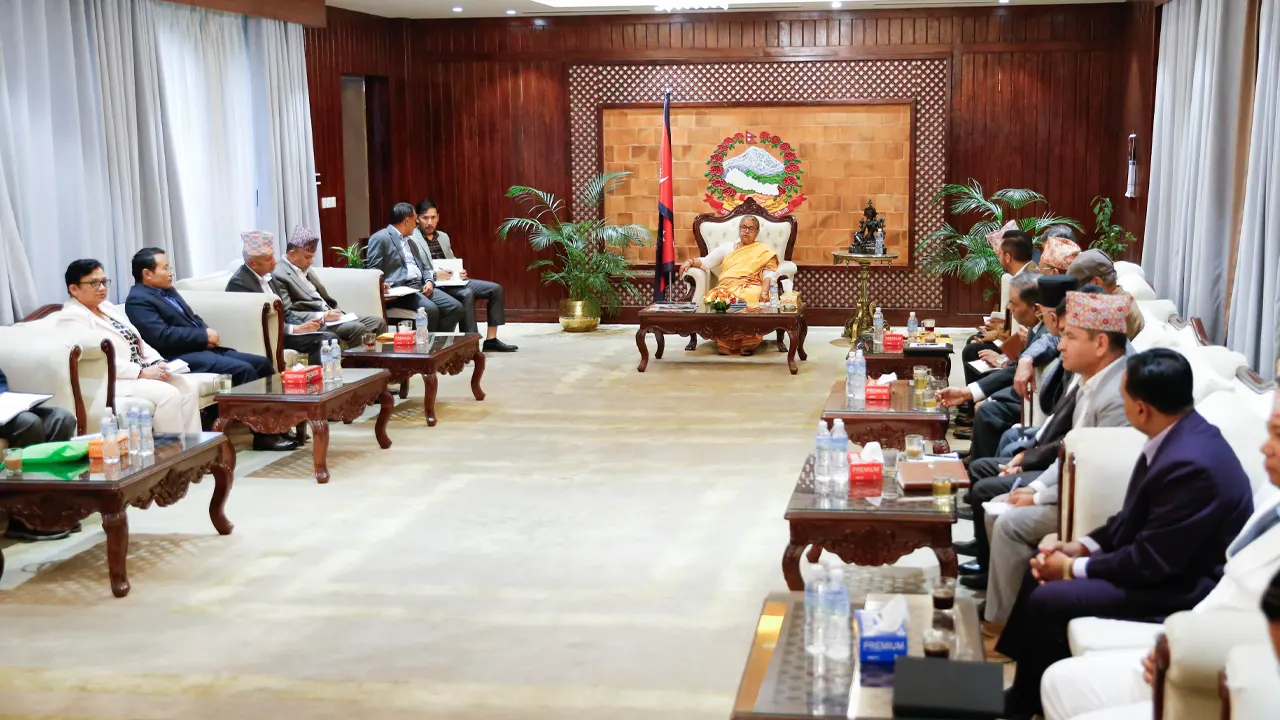 Talks with government, parties, and civil society begin in Baluwatar बालुवाटारमा सरकार, दल र जेनजीहसहित वार्ता सुरु