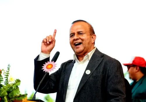 जेनजी आन्दोलनको नाममा जलाइएको नेकपा एमालेको केन्द्रीय कार्यालय मर्मत भइरहेको छ