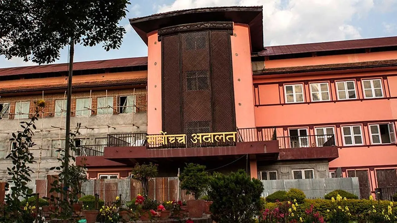 संसद् विघटनविरुद्ध सर्वोच्चमा रिट दायर